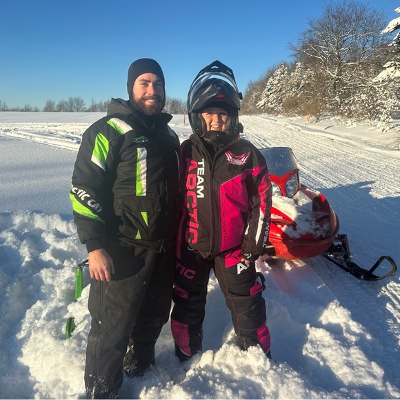 Pink arctic cat snowmobile coat and bibs - Picture 3 of 3